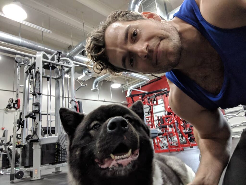 Henry Cavill e Kal: ator compartilha um vínculo muito próximo com seu cachorro